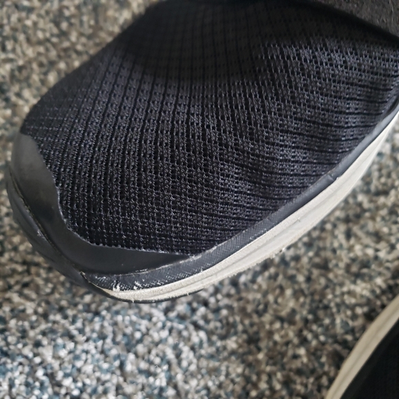 Topo Athletic COR shoes, black/white,  size 6.5 - Picture 4 of 13